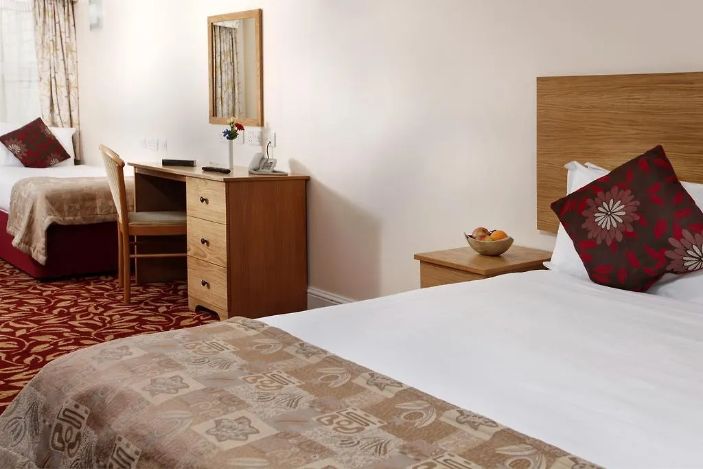 Best Western London Ilford Hotel 3*,