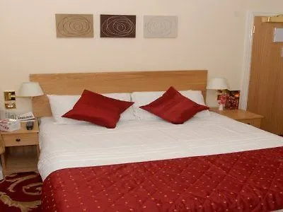 Best Western London Ilford Hotel 3*,